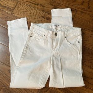 PAIGE Skyline Ankle Peg Jeans - White